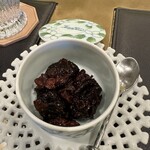 トゥ・ラ・ジョア イズム - 