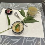 トゥ・ラ・ジョア イズム - 