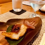 あじ彩　真 - 藁焼き。他にも刺身や鍋などでいただくことができます。