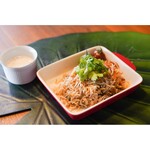 黄金飯店 - ウズベキスタン風プロフ S=600 M=1000
(辛味なし、チキン、ポーク等肉は変わります)