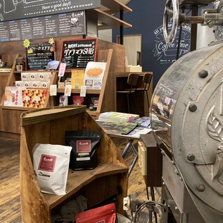 URBAN-PEACE CAFE_2