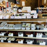 大和屋本店 - 店内