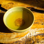 Araragi - 蕎麦茶には蕎麦の実が入っていました