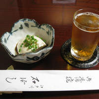 石ばし - ビールとつきだし