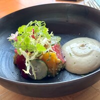 ザ タヴァン グリル＆ラウンジ - 