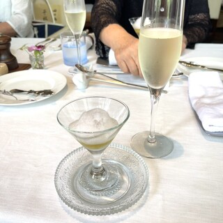 ラ・デルニエール・ブシエ_0