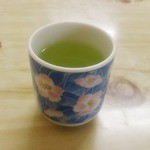 Komatsuya - サービスのお茶