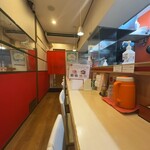 八の角とまとらーめん - 店内