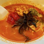 八の角とまとらーめん - とまとらーめん