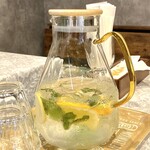 味彩 - お冷やにもひと手間