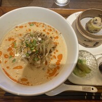 正宗広東私房菜サワダ 梅田エスト店 - 