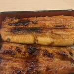 四季和食 あかしや - 鰻重(地焼き、非常に美味しいボリューム満点)