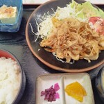やまと食堂 - 生姜焼き定食(1,000円)