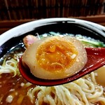 俺の中華たなか家 - 味玉蓮華リフト⤴️