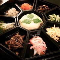 料理メニュー : 松の実 （マツノミ） - 牛込神楽坂/韓国料理 | 食べログ