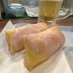 どぜう・四季料理 やぶや - ハムチーズ春巻き（¥640税込）
      大将オリジナルのワンパク系居酒屋メニュー、中には玉子サラダがたっぷり♪