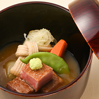 希少な「ふらの和牛」をはじめ"産地直送"の旬な食材を使用