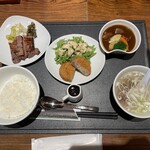 牛たん 仙台牛 伊勢屋 牛たん通り店 - 