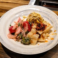 黒毛和牛ヘレ肉専門店 炭火焼肉 りきちゃん 北浜店 - ナムル3種盛り合わせ