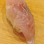 鮨 しゅん輔 - たかべ。これは珍しい