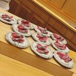 鮨 しゅん輔 - カツオのお皿が勢揃い