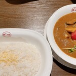 欧風カレー ボンディ 大手町店 - 