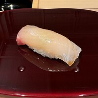 鮨 あお - 勘八、さっぱりとした脂と歯応えが夏にぴったりです