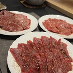 肉 希々 - 
