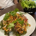 バーン・タム - 