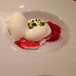 イル ギオットーネ ディ ピュー - 苺のティラミス