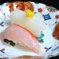 金目鯛と剣先イカのお寿司