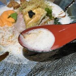 サーモンnoodle3.0 - 完飲できる美味しさのスープ