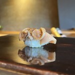 鮨 三心 - 煮朝鮮蛤（千葉県産）