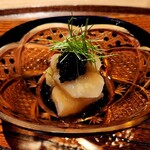 太いち - 水茄子と平貝 キャビア 土佐酢ジュレがけ