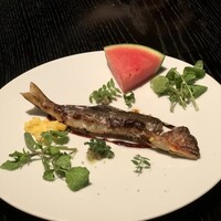 ラ・ボンヌターブル - 