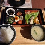 焼鳥・串カツ&飲み放題 たま 名掛丁店 - 