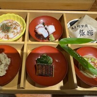 豚捨 KITTE丸の内店 - 