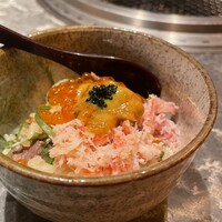 北新地焼肉 きらく - 和牛釜飯