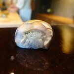 鮨 三心 - 蓼酢〆鮎(岐阜県長良川産)の棒寿司、うるか添え