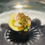 SALONE 2007 - 帆立のジェラティーナ 万願寺とうがらし 枝豆ピューレの上は羊コンソメ