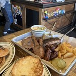 マンチズ バーガー シャック - 