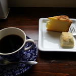 カーヌスティー - ケーキのハーフ＆ハーフセット（７００円）
