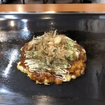 喜楽 - ホルモンお好み焼