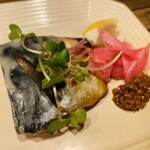 おじさんと日本酒 - 大吟醸で漬け込んだ焼き鯖！