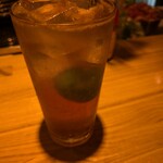 居酒屋 ヨーテル - スタッフさん考案の芋スコミュール。焼酎ベースのモスコミュール？