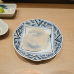 すし 良月 - あわびの貝柱、薄切りお造り