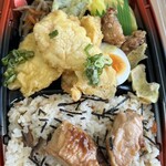 sanwa - 鶏づくし弁当(661kcal)