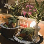 銀座 しのはら - 電気を消して八寸の登場