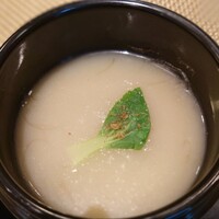 天厨菜館 銀座店 - 濃厚フカヒレスープ