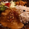 CURRY BAR CAFE 三月の水